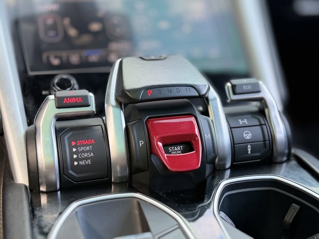 Used 2021 Lamborghini Urus image 50