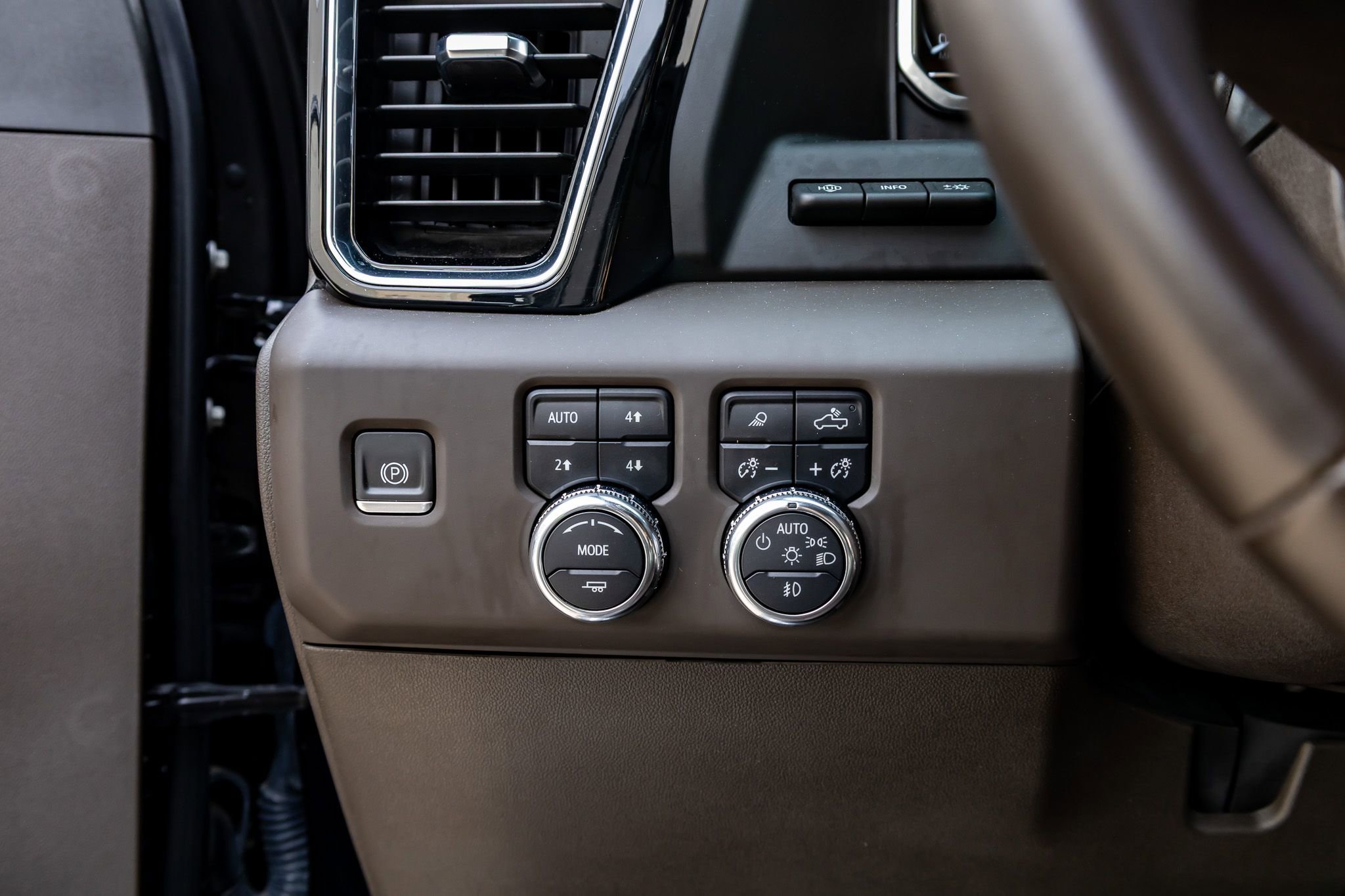 Used 2024 GMC Sierra 2500 Denali w/ Denali Reserve Package image 22