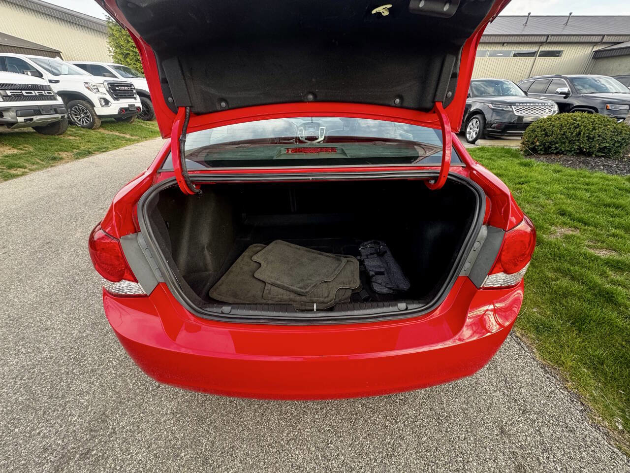 Used 2015 Chevrolet Cruze LT image 12