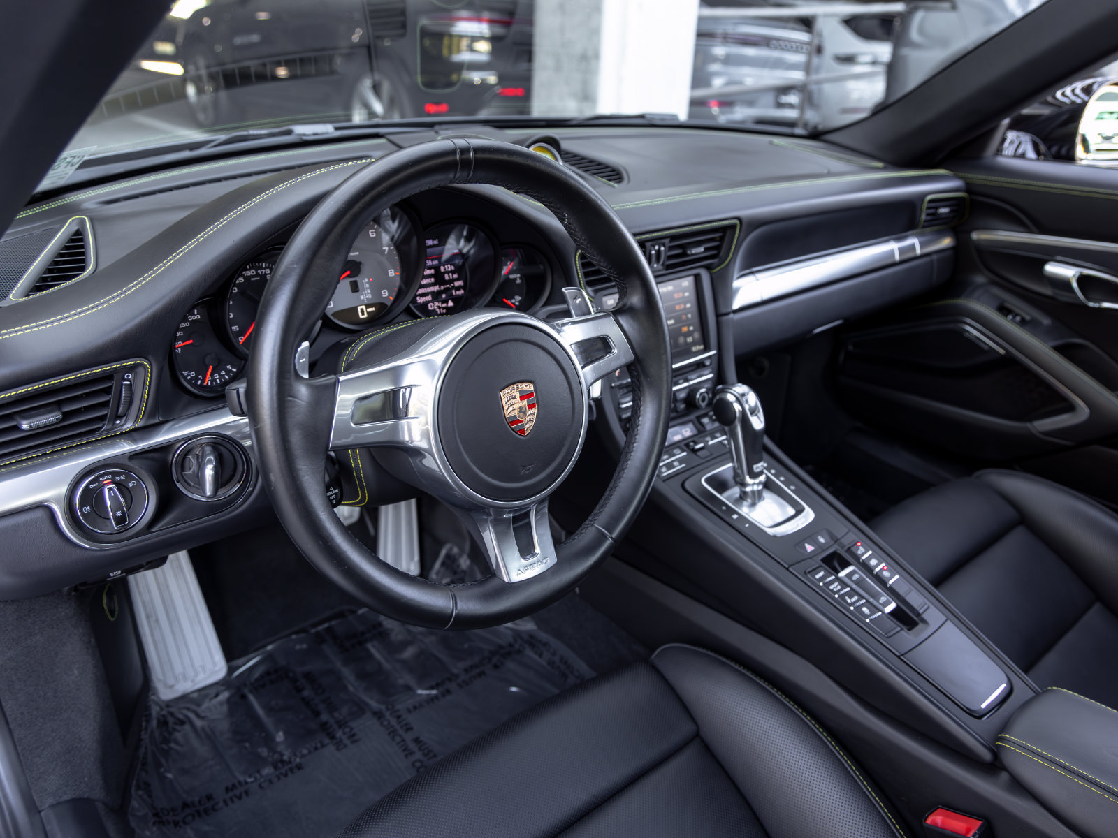Used 2015 Porsche 911 Targa 4S AWD/4WD image 4