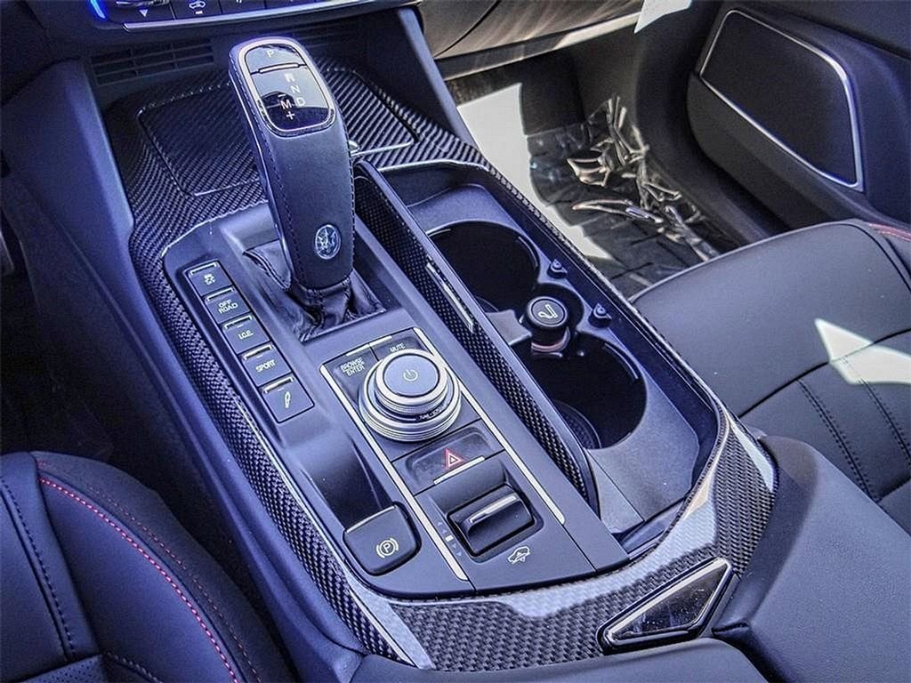 New 2023 Maserati Levante Modena image 13