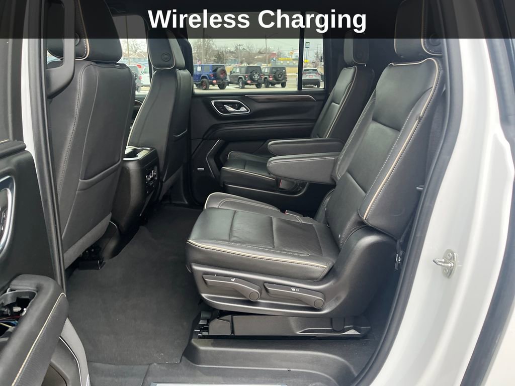 Used 2023 Chevrolet Suburban Premier image 24