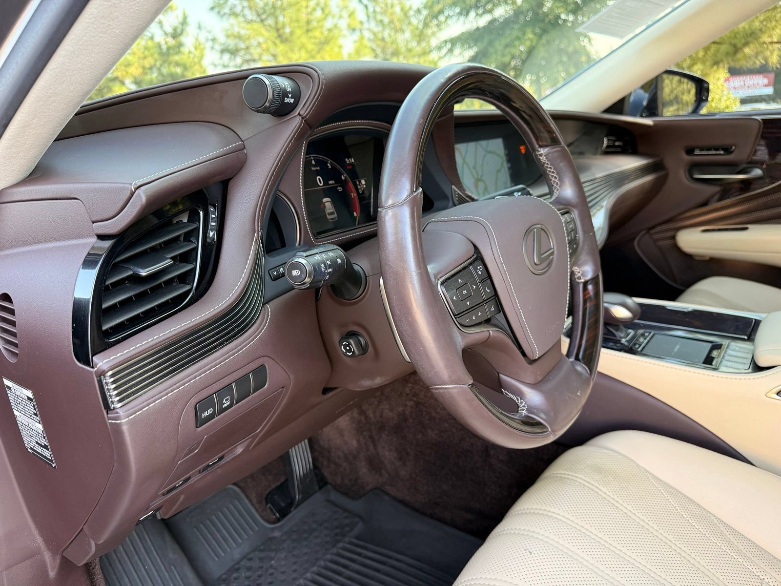 Used 2018 Lexus LS 500 w/ Interior Upgrade Package RWD image 22