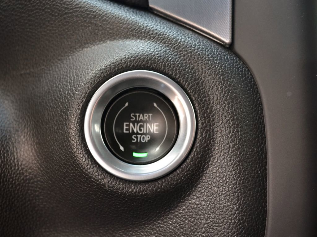 Used 2021 GMC Sierra 1500 Elevation w/ X31 Off-Road Package AWD/4WD image 18