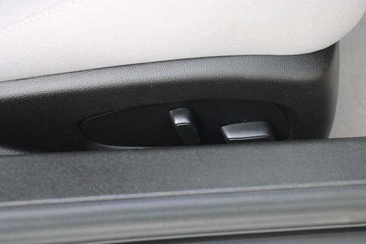 Used 2023 Chevrolet Camaro LT image 21