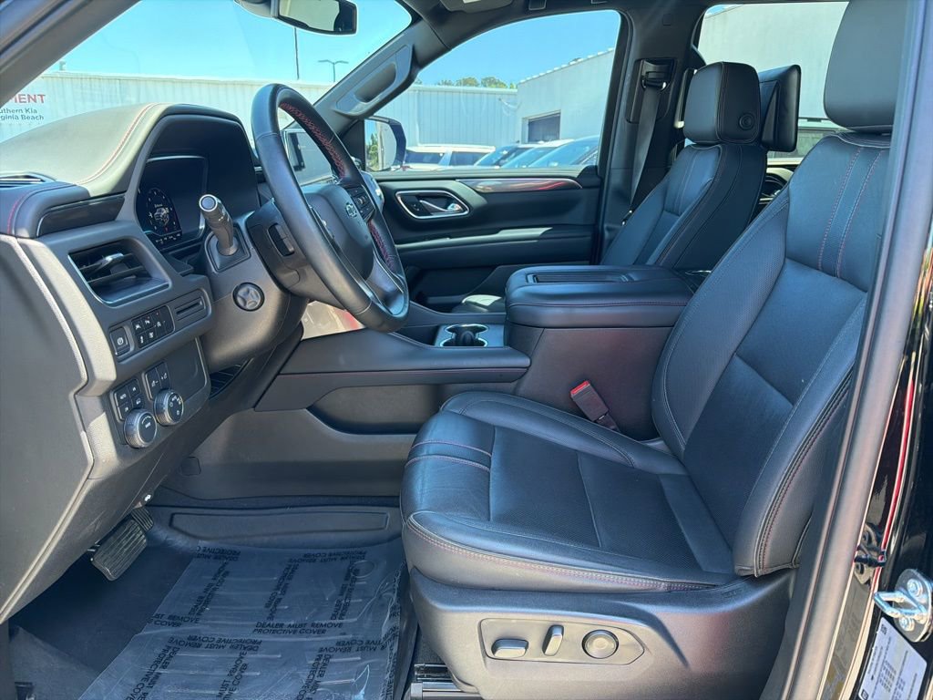 Used 2023 Chevrolet Tahoe RST w/ Luxury Package AWD/4WD image 16