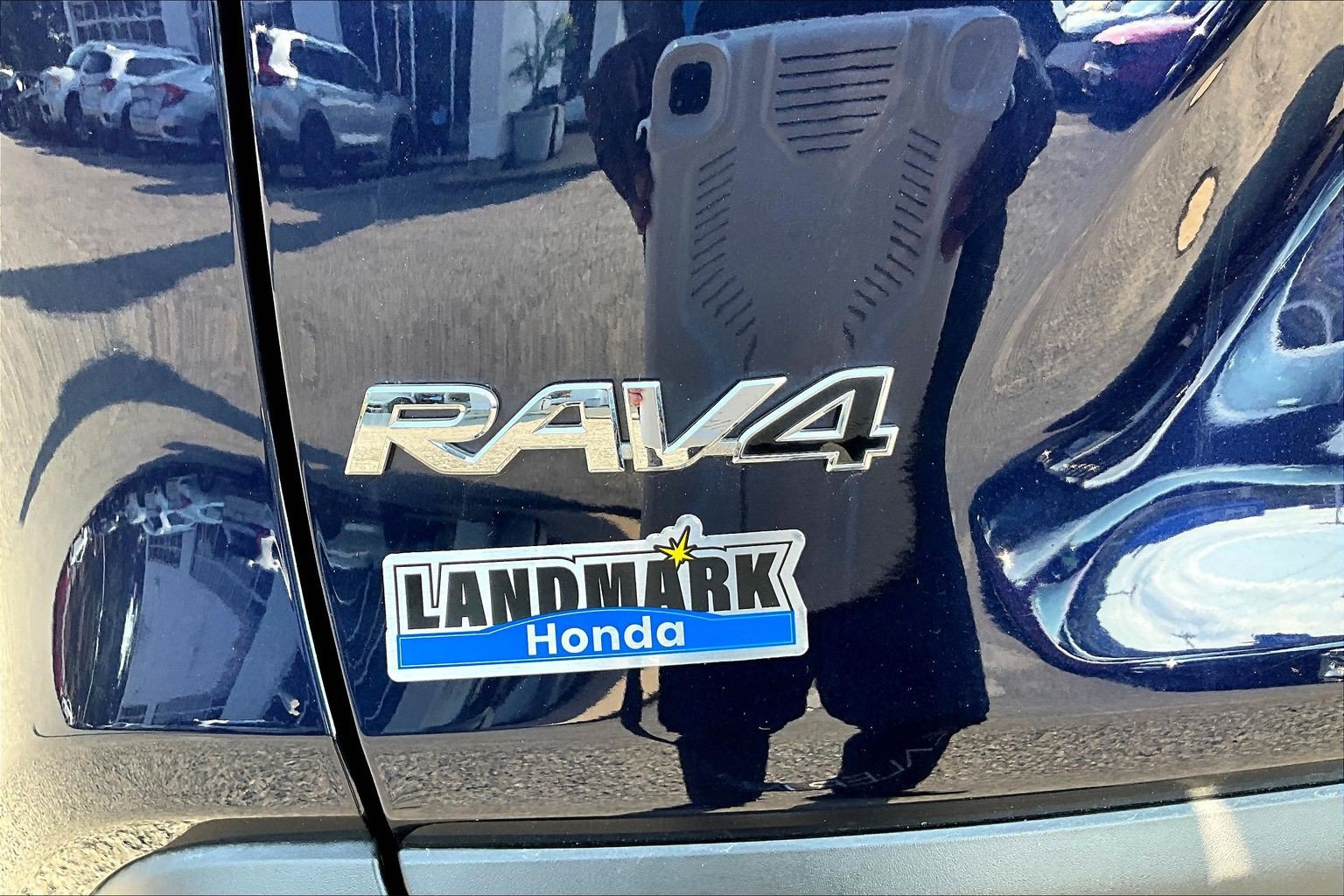 Used 2024 Toyota RAV4 XLE AWD/4WD image 32