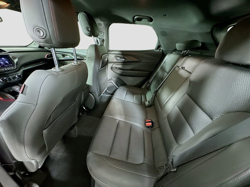 Used 2022 Chevrolet TrailBlazer RS w/ Technology Package image 21