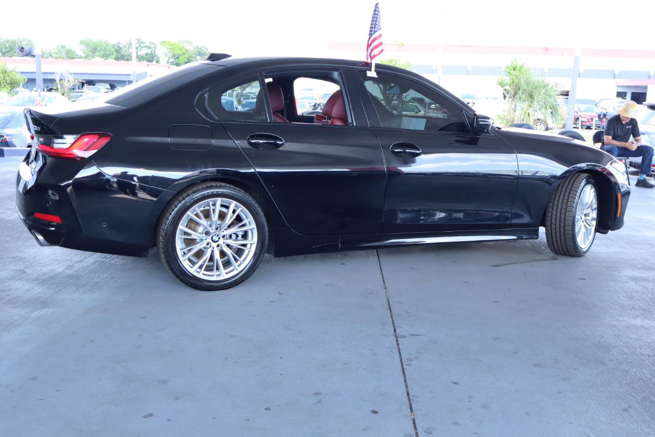 Used 2023 BMW 330i Sedan w/ Premium Package RWD image 6