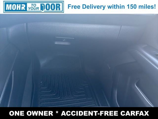 Used 2024 Chevrolet Suburban Z71 image 26