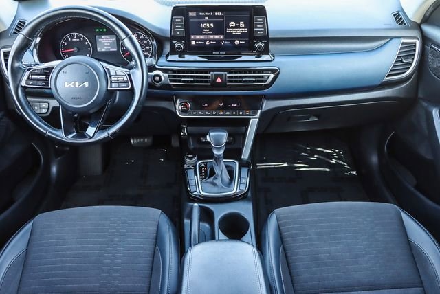 Used 2023 Kia Seltos S image 14