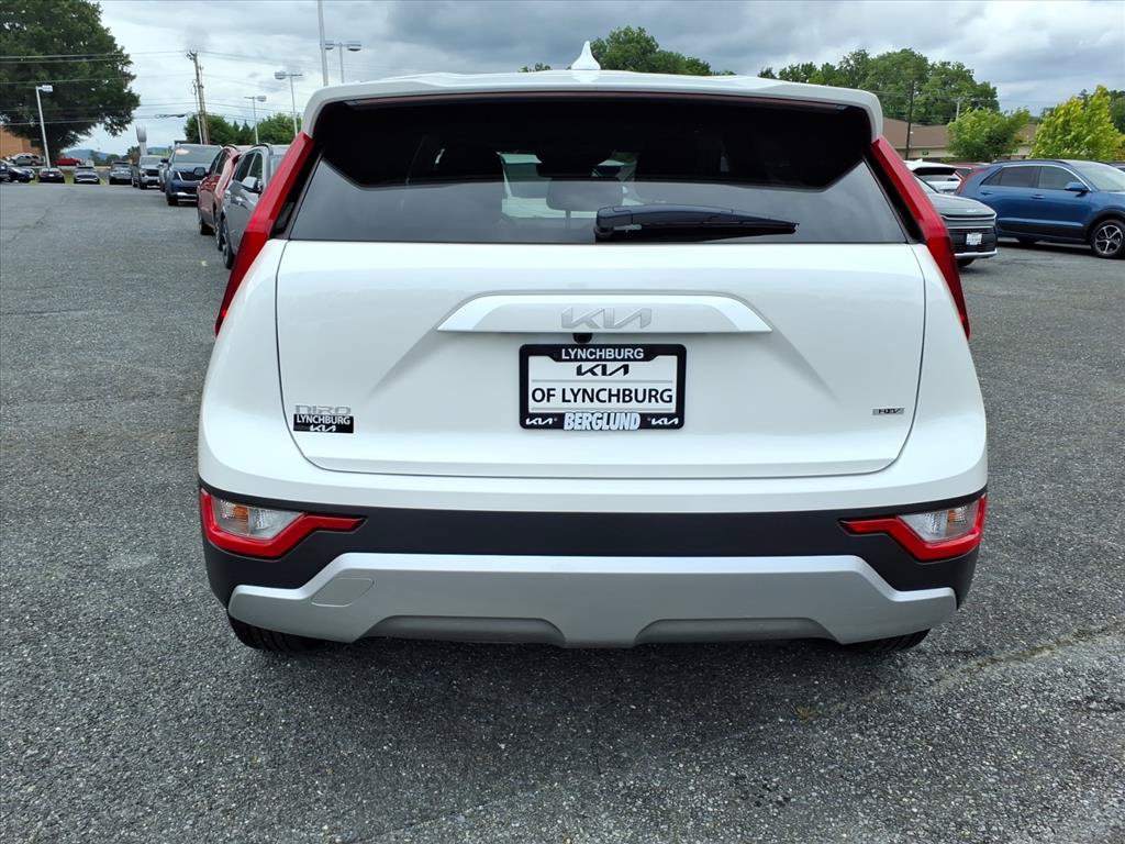 New 2026 Kia Niro LX FWD image 5