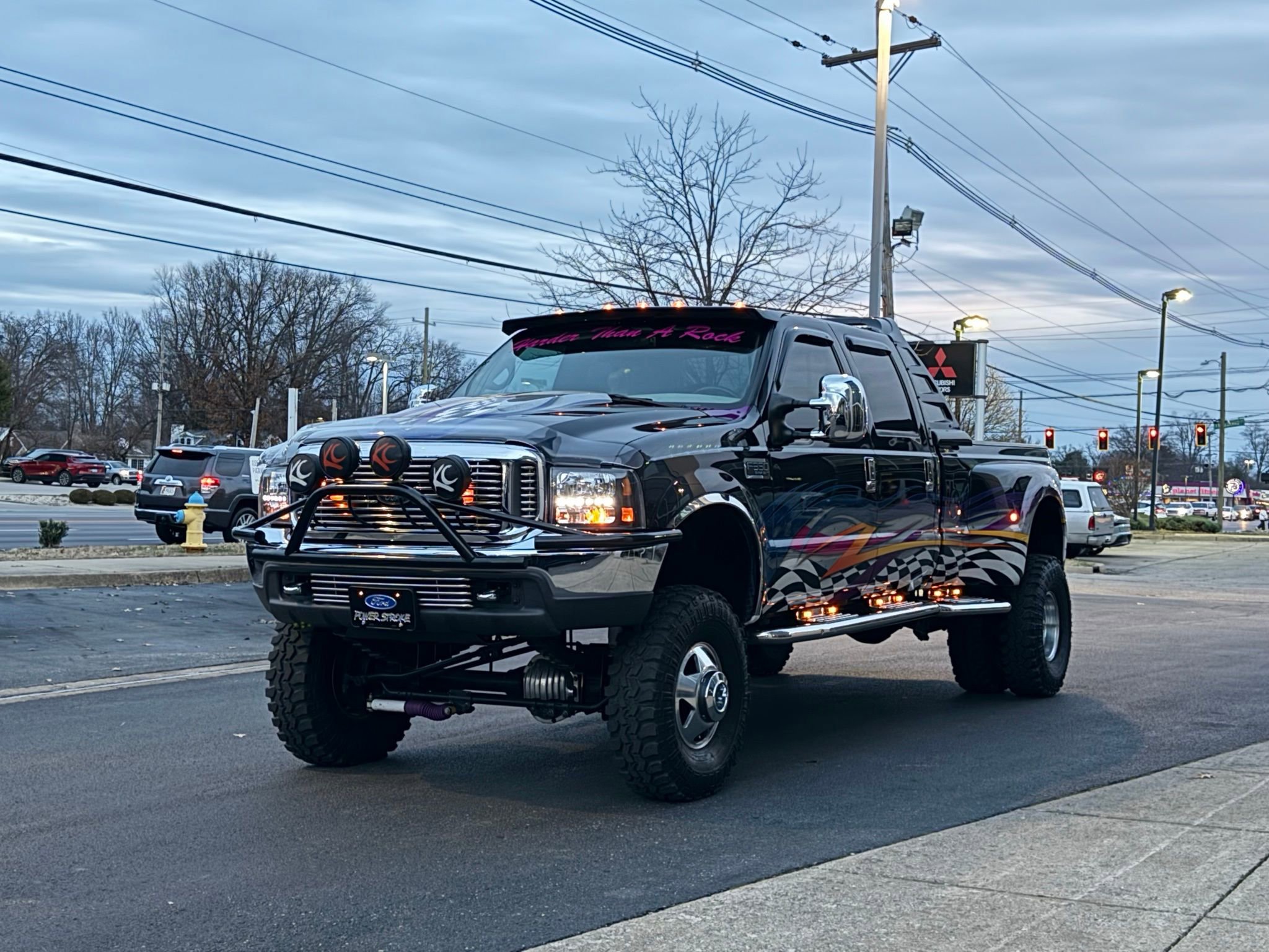 Used 1999 Ford F350 4x4 Crew Cab DRW Super Duty image 2