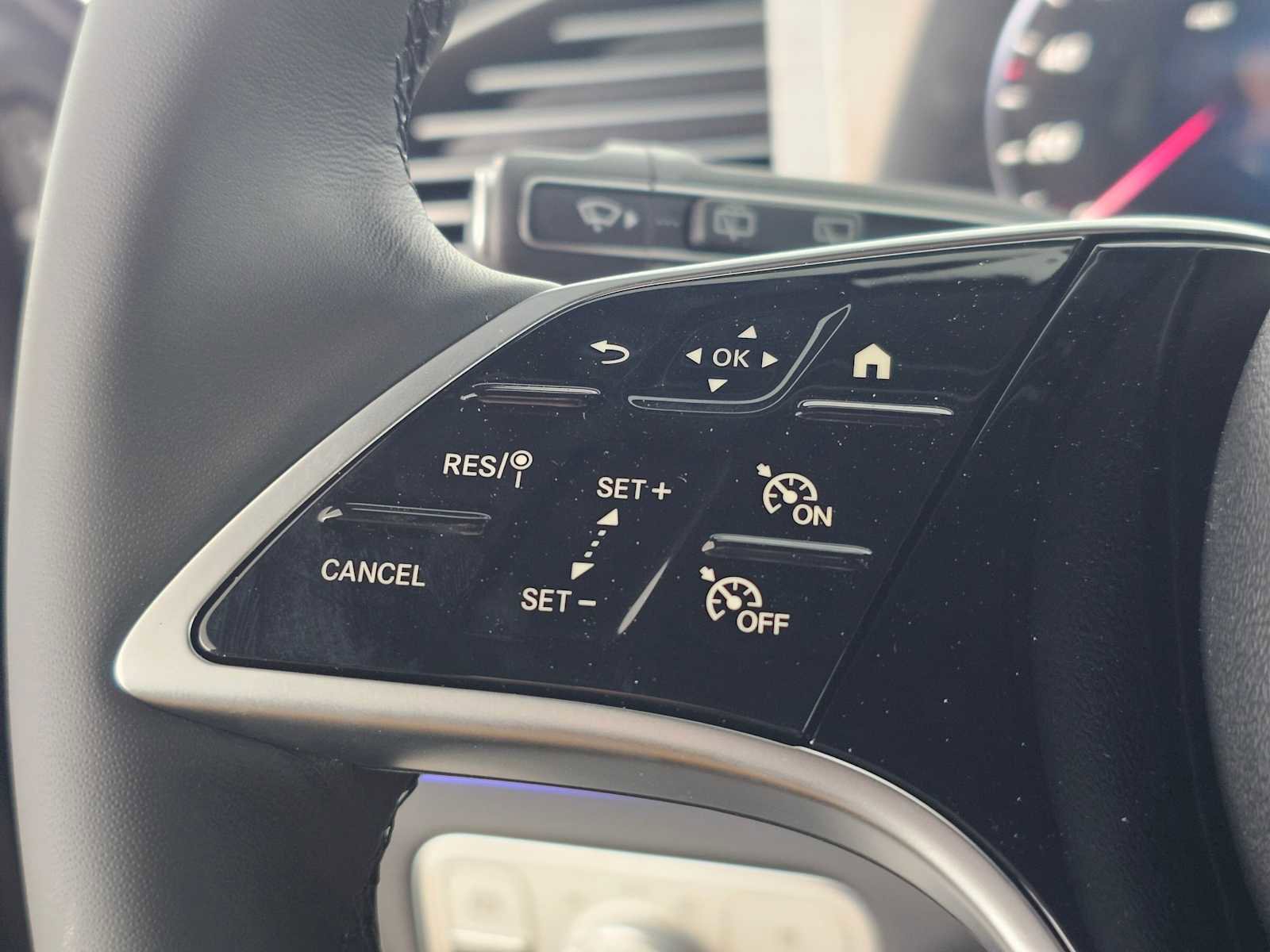 Used 2026 Mercedes-Benz GLE 350 4MATIC image 27