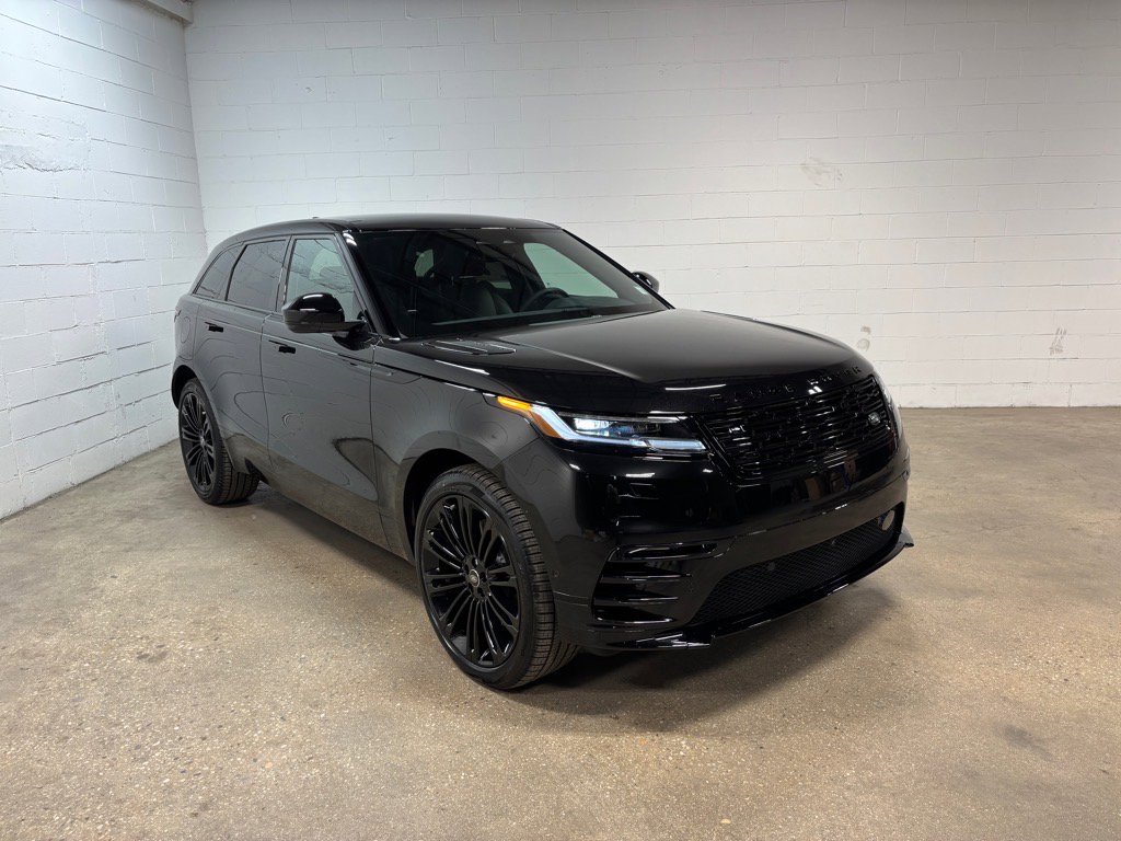 New 2026 Land Rover Range Rover Velar Dynamic SE image 4