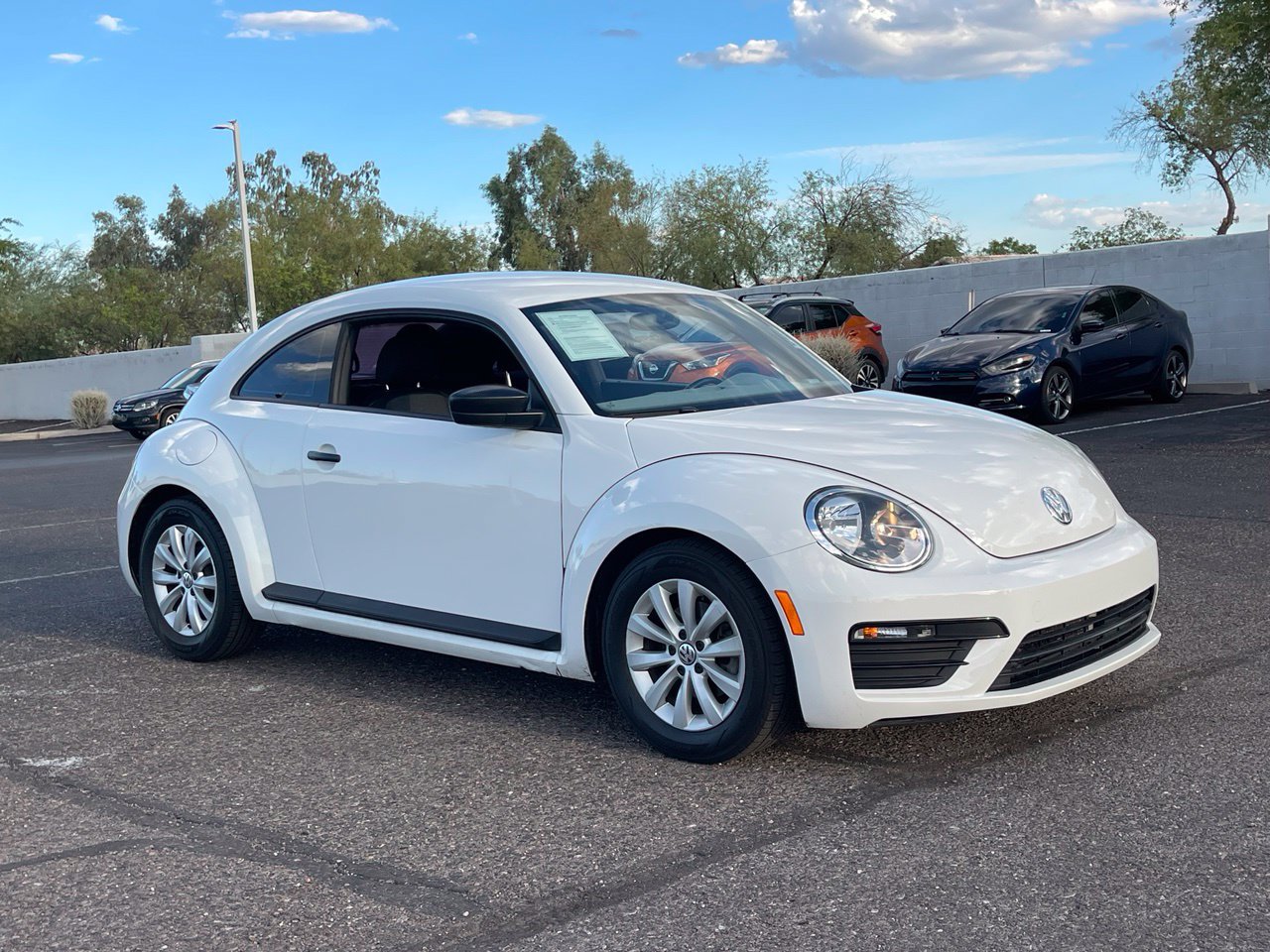 Used 2018 Volkswagen Beetle 2.0T S FWD image 7