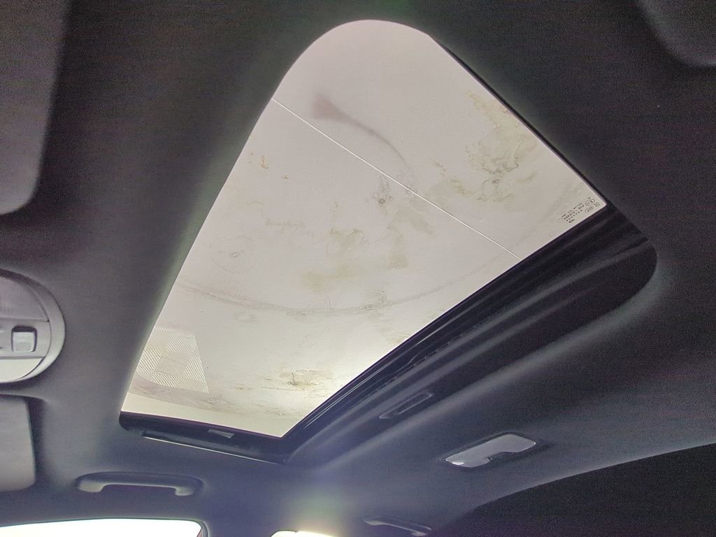 Used 2022 Hyundai Kona N Line w/ Tech Package image 22