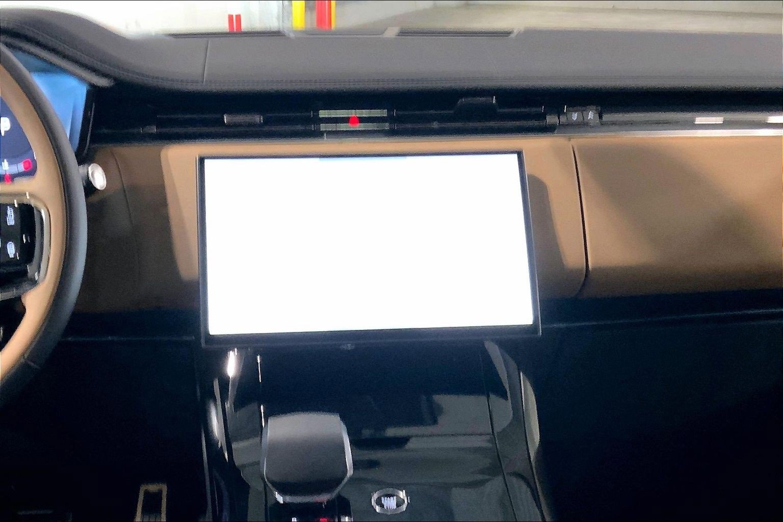 New 2026 Land Rover Range Rover Sport Dynamic SE image 6