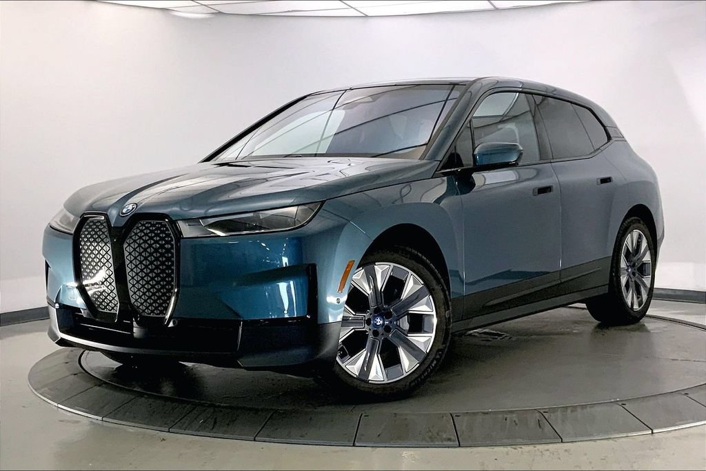Certified 2024 BMW iX xDrive50 AWD/4WD image 10