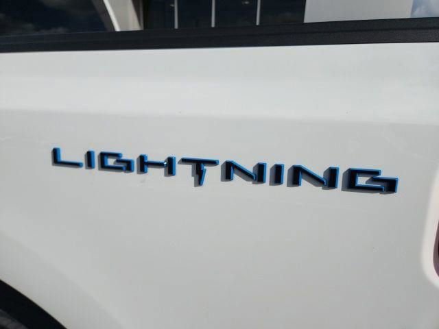 Used 2023 Ford F150 Lightning XLT image 11
