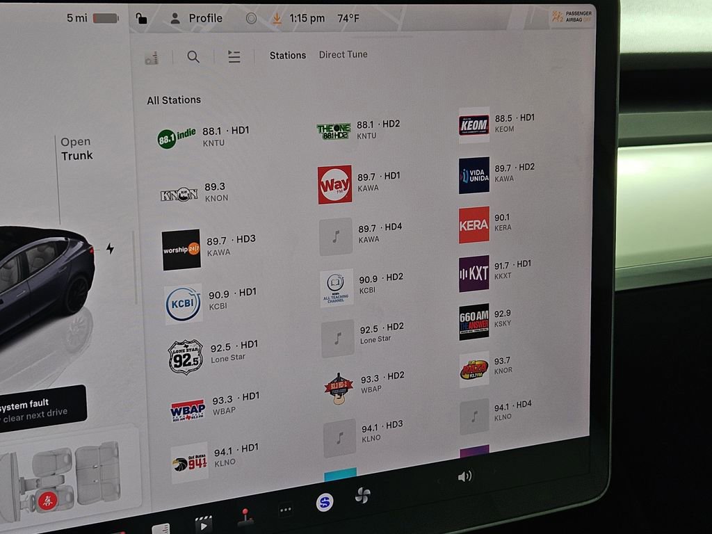 Used 2022 Tesla Model 3 Performance image 14