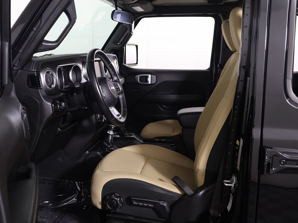 Used 2021 Jeep Wrangler Unlimited Sahara AWD/4WD image 23
