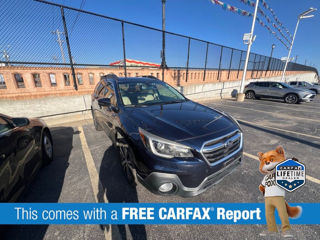 Used 2018 Subaru Outback 3.6R Limited image 2