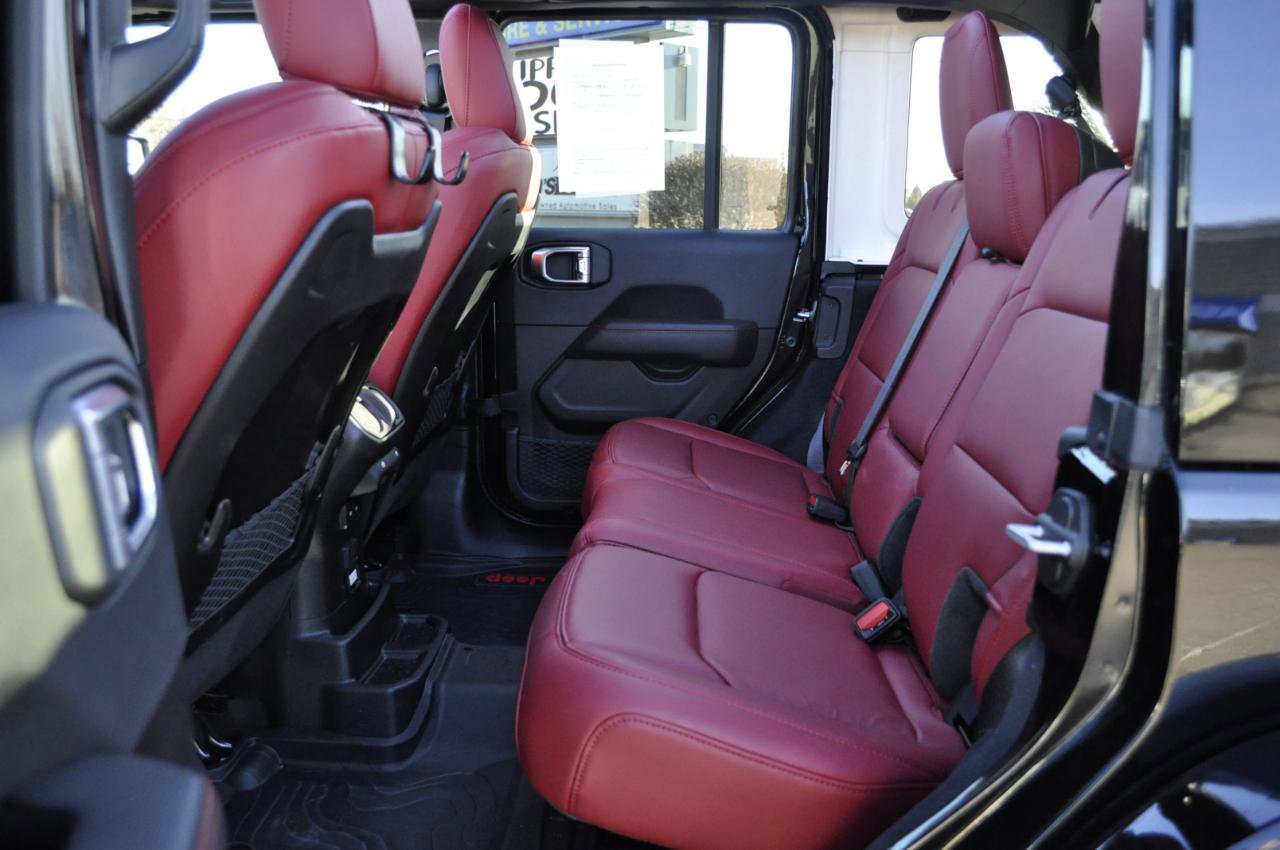 Used 2024 Jeep Wrangler Unlimited Rubicon 392 image 25