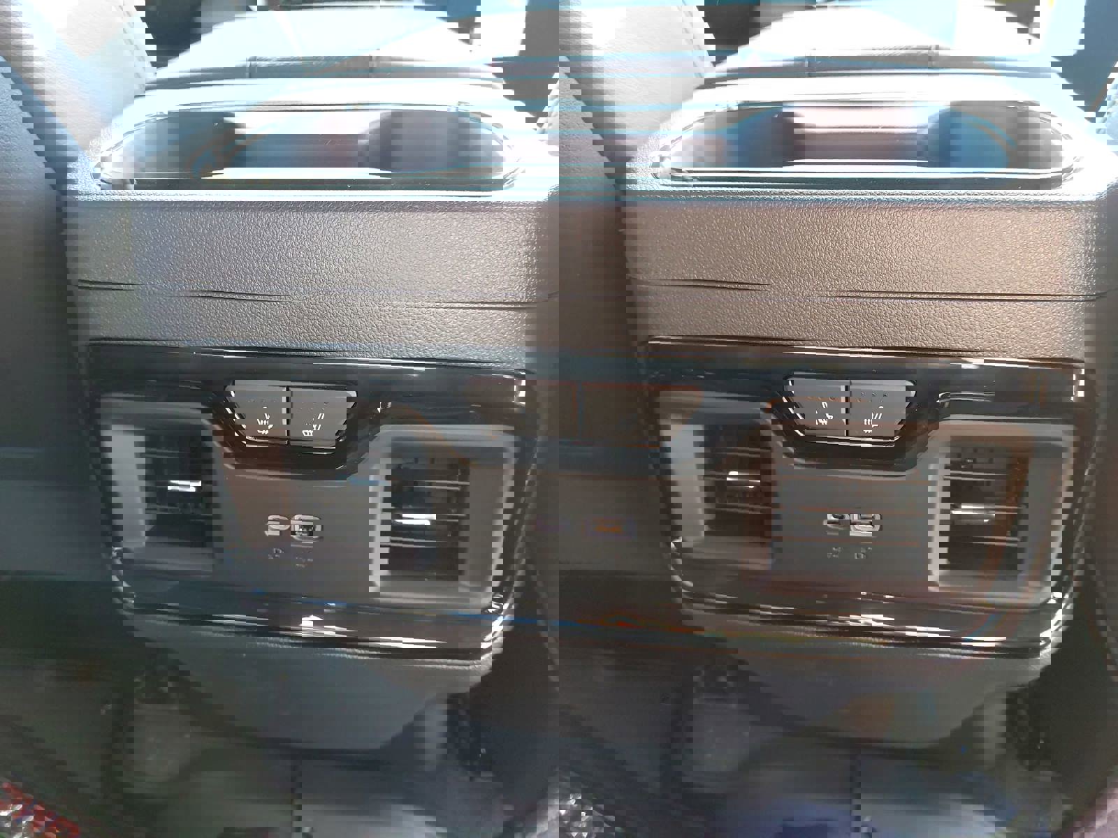 New 2026 GMC Sierra 1500 AT4X image 13