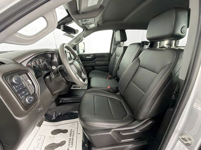 Used 2023 Chevrolet Silverado 3500 W/T w/ Gooseneck/5TH Wheel Package image 18