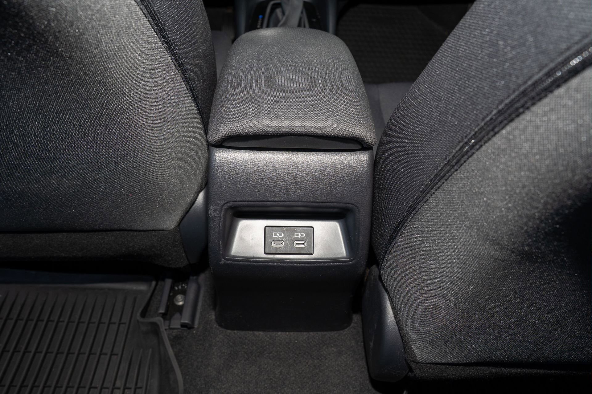 Used 2024 Toyota Corolla LE image 18