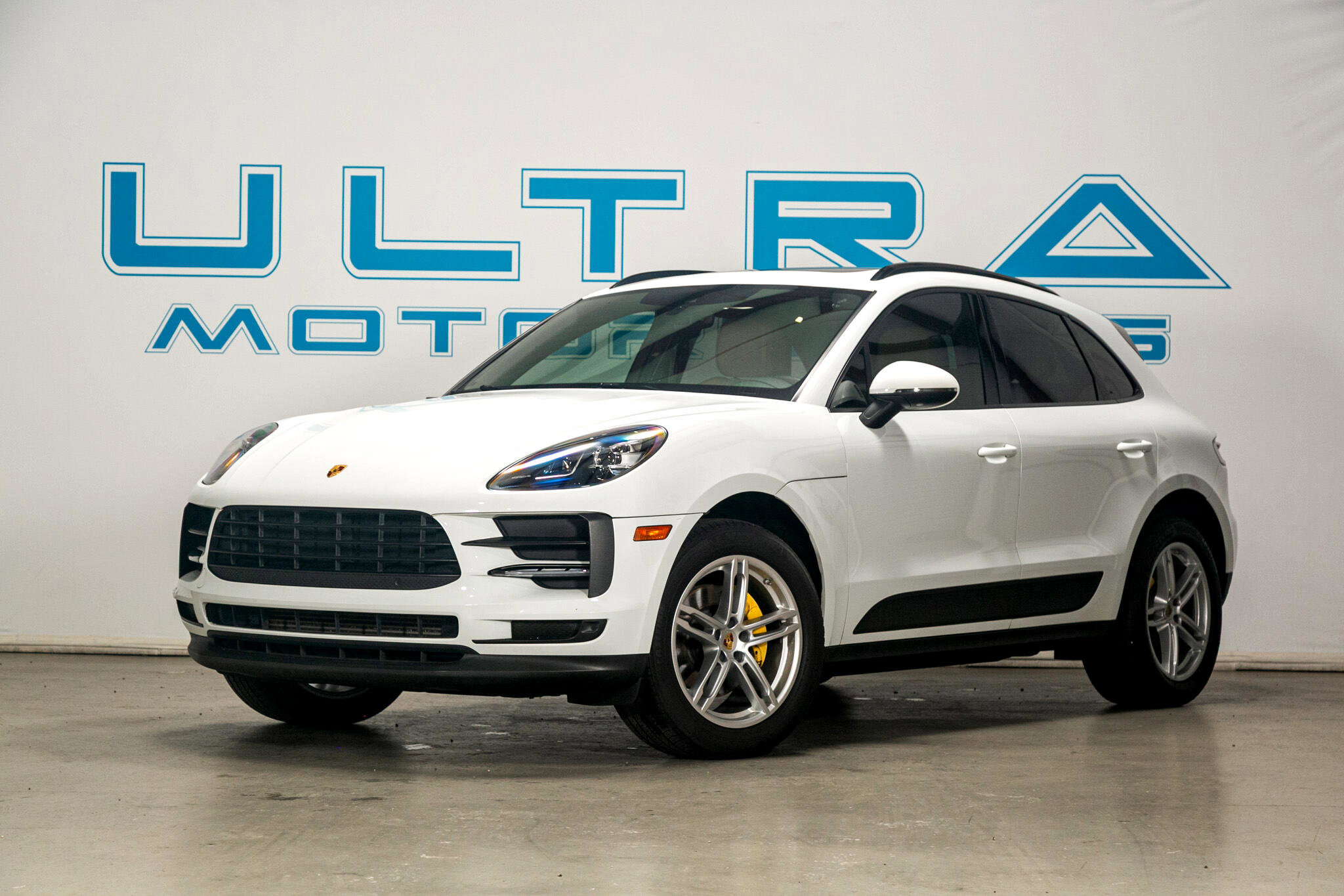 Used 2019 Porsche Macan w/ Premium Package Plus image 59