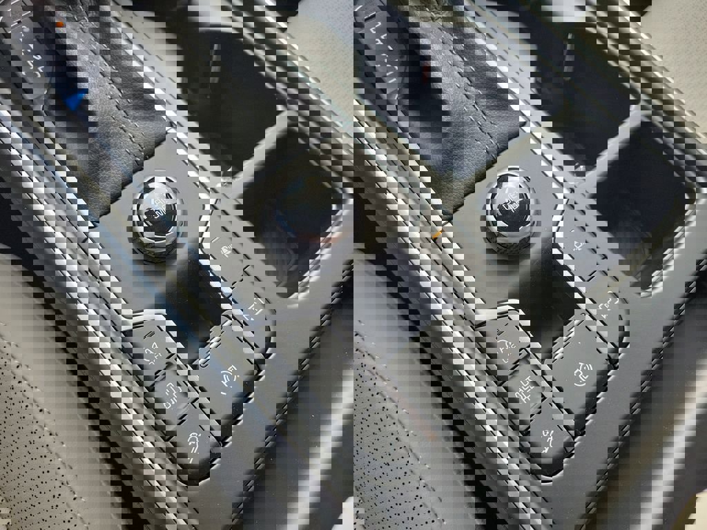 New 2026 Kia Sorento S image 36