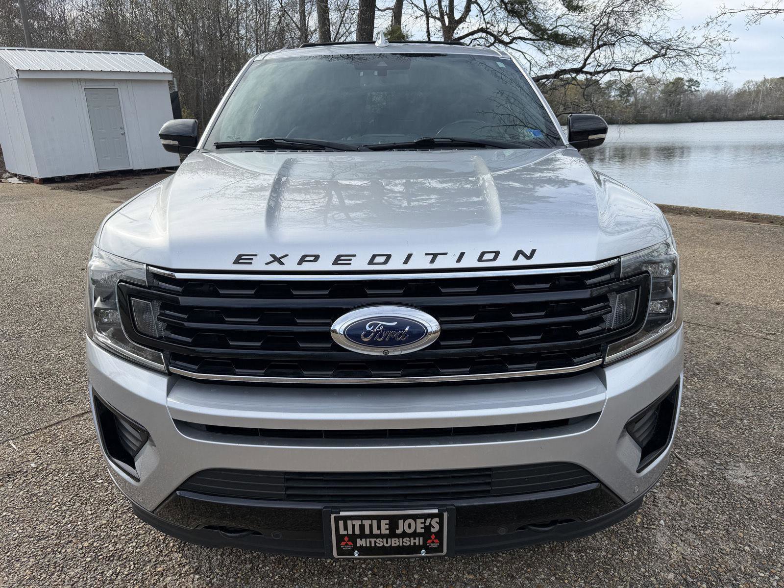 Used 2019 Ford Expedition Limited w/ Equipment Group 303A image 8