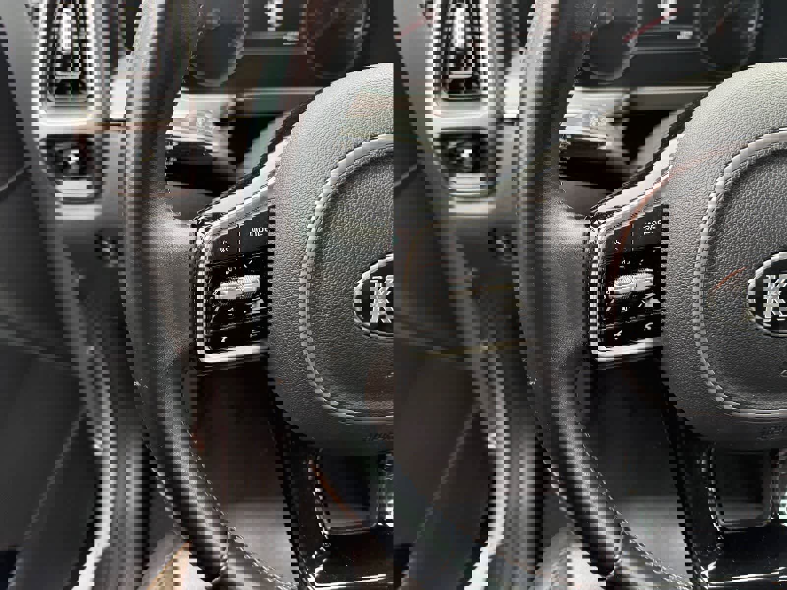 Used 2021 Kia Sorento S w/ Panoramic Sunroof Package image 19