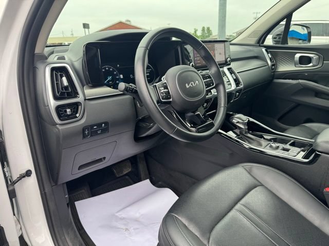 Used 2023 Kia Sorento SX AWD/4WD image 19