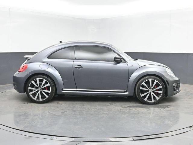 Used 2013 Volkswagen Beetle R-Line FWD image 11