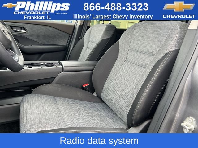 Used 2023 Nissan Rogue SV image 16