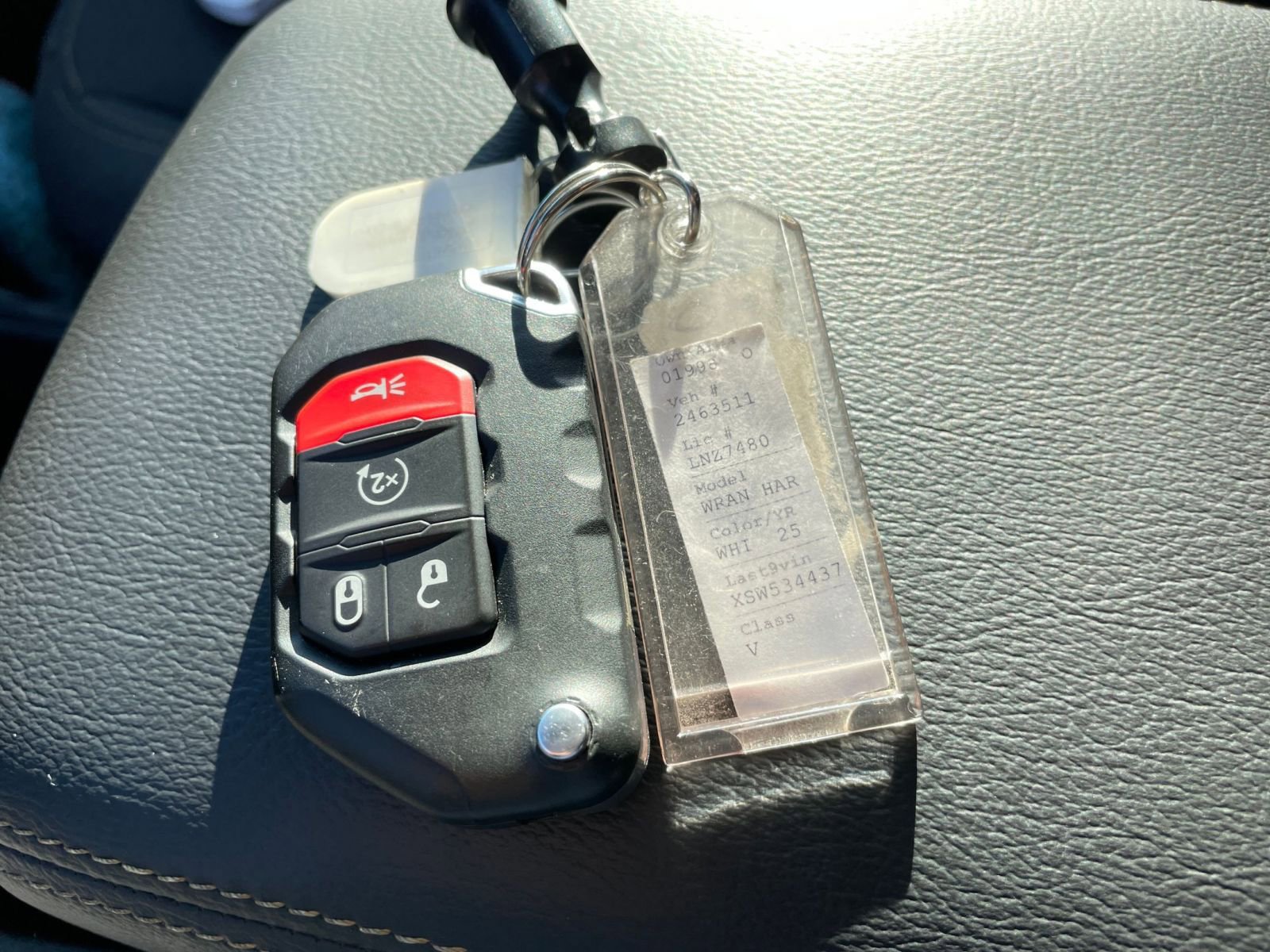 Used 2025 Jeep Wrangler Sahara image 22