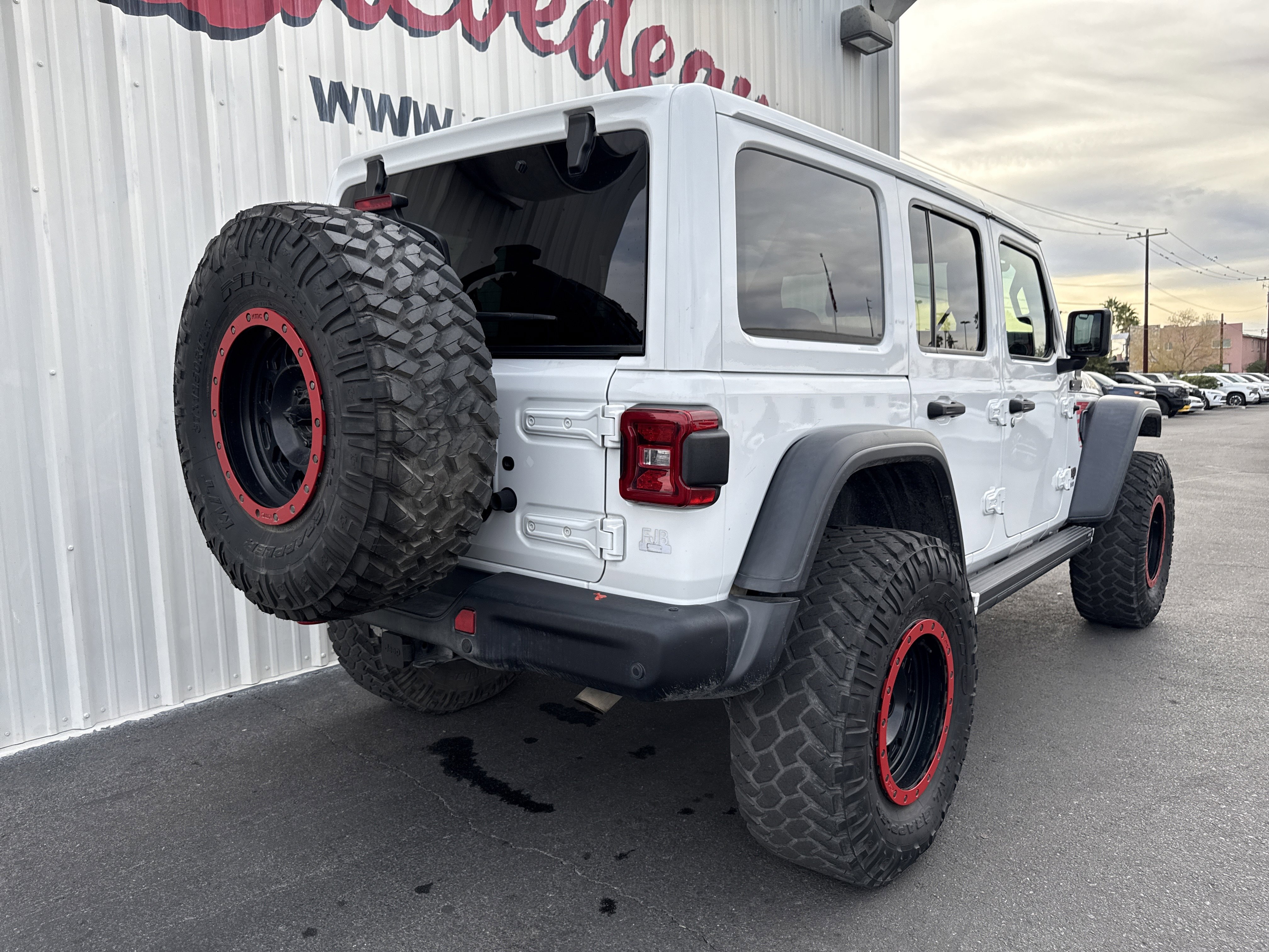 Used 2019 Jeep Wrangler Unlimited Rubicon image 38