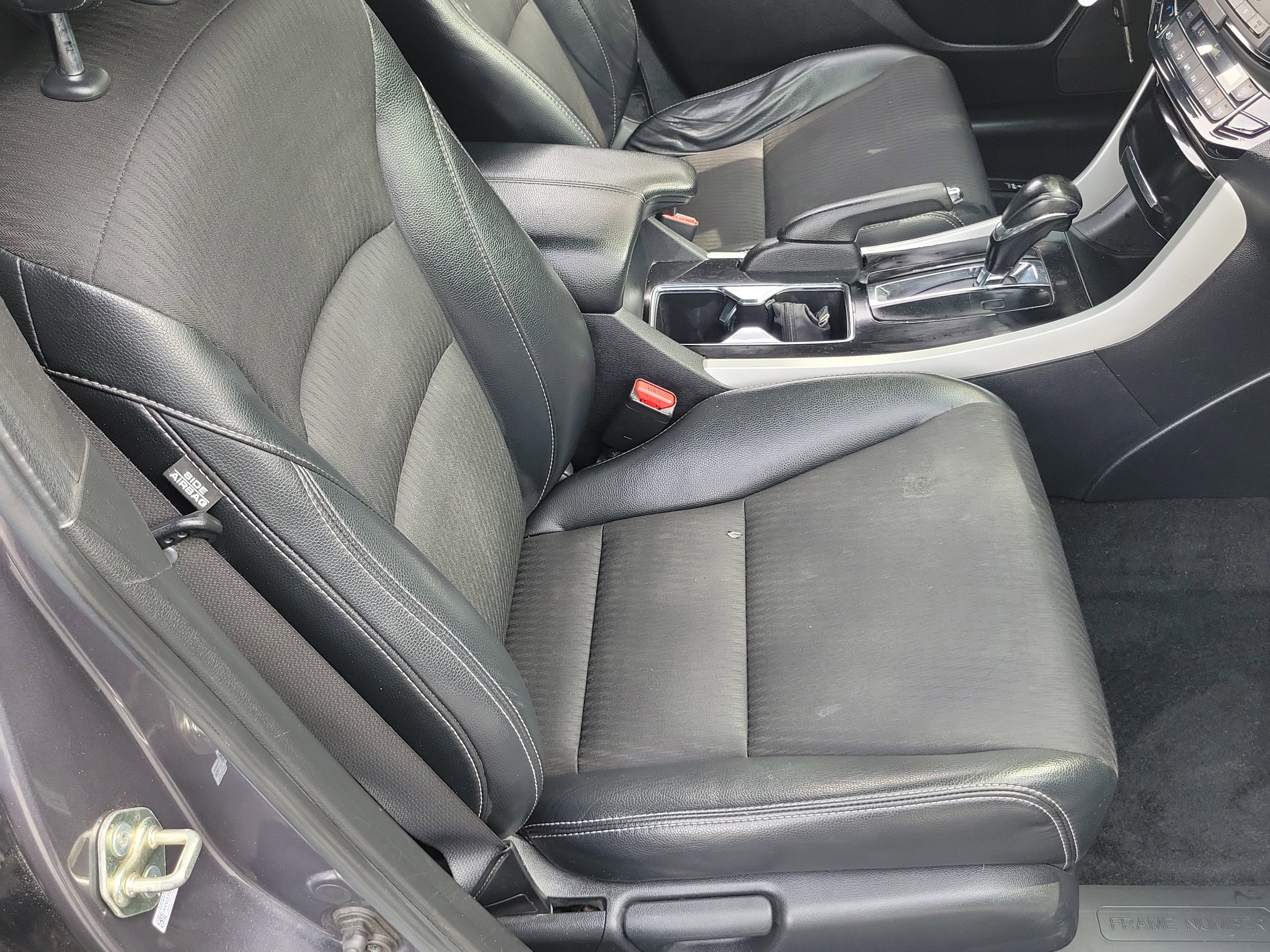 Used 2017 Honda Accord Sport image 22