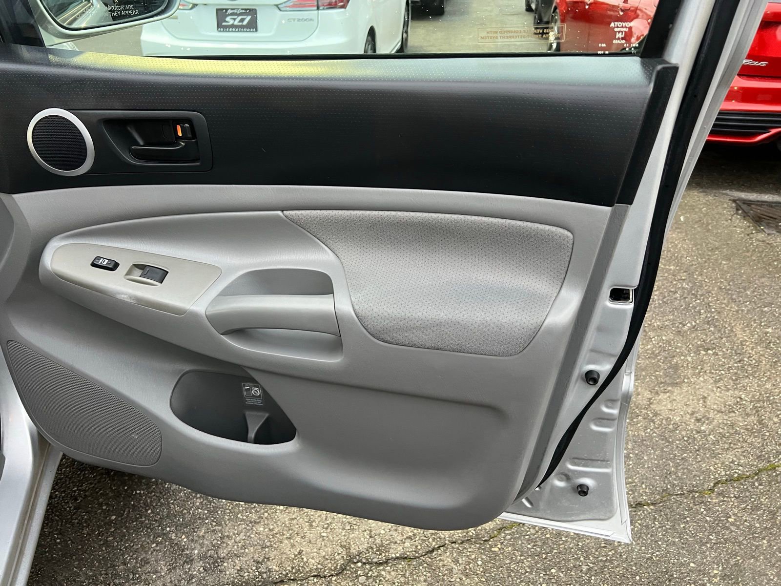 Used 2010 Toyota Tacoma 4x4 Double Cab image 27