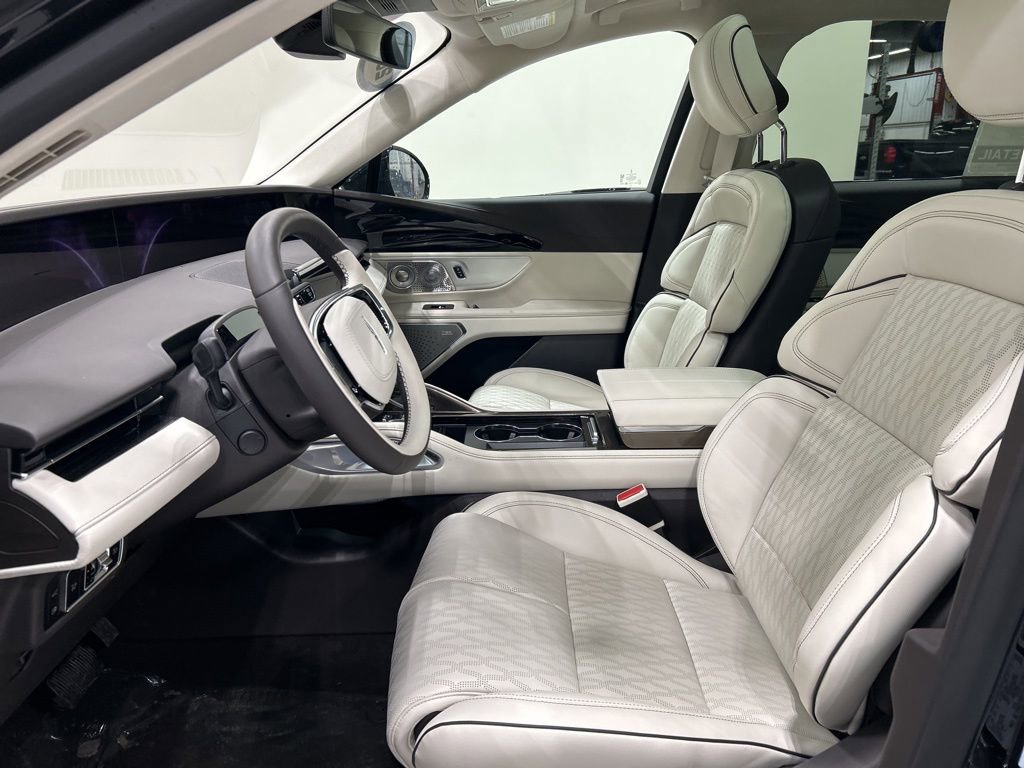 New 2026 Lincoln Nautilus Black Label w/ Jet Appearance Package image 10