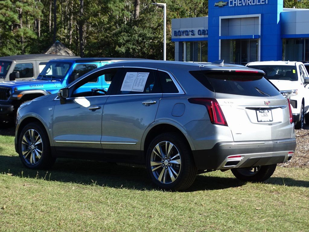 Used 2025 Cadillac XT5 Premium Luxury image 4