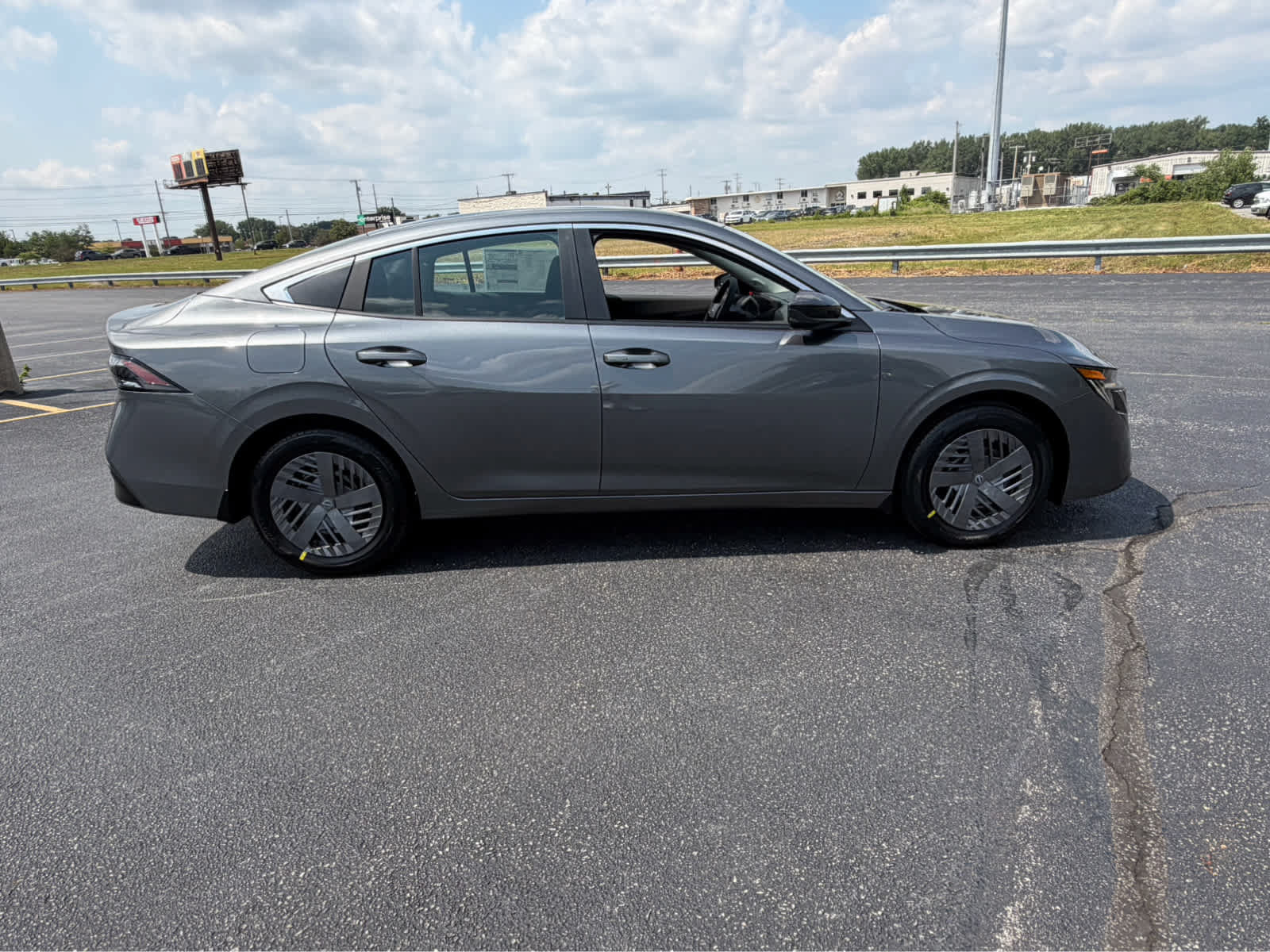 New 2026 Nissan Sentra SV w/ SV Convenience Package FWD image 8