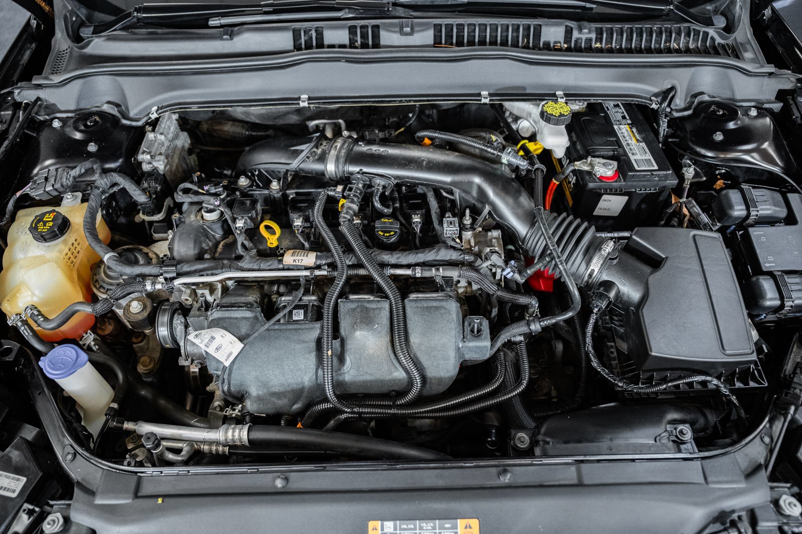 Used 2019 Ford Fusion Titanium AWD/4WD image 17