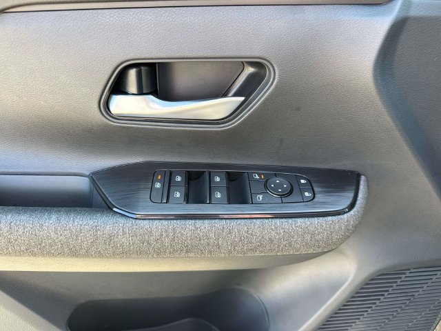 New 2027 Nissan Kicks SV AWD/4WD image 21