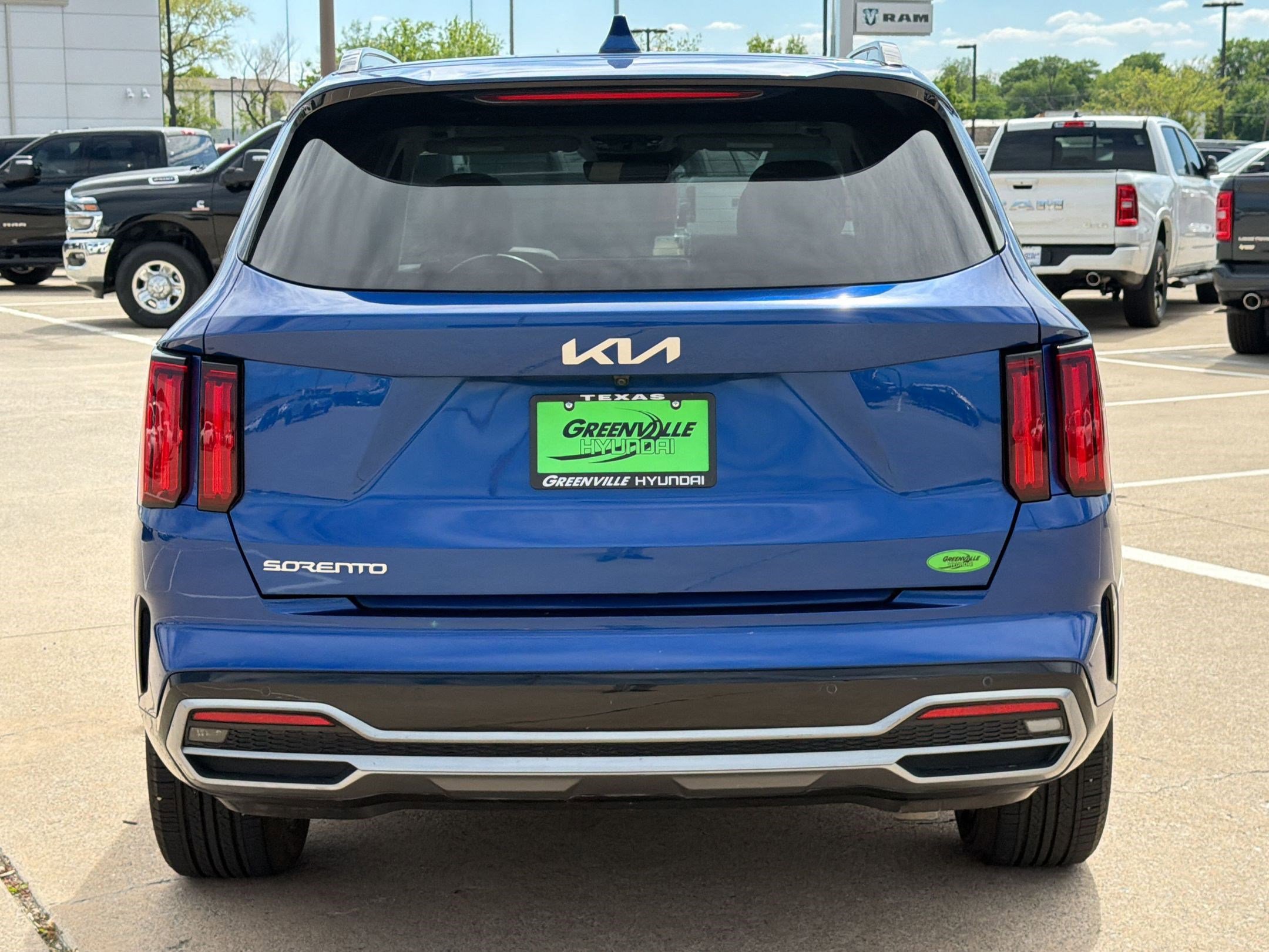 Used 2023 Kia Sorento SX image 10