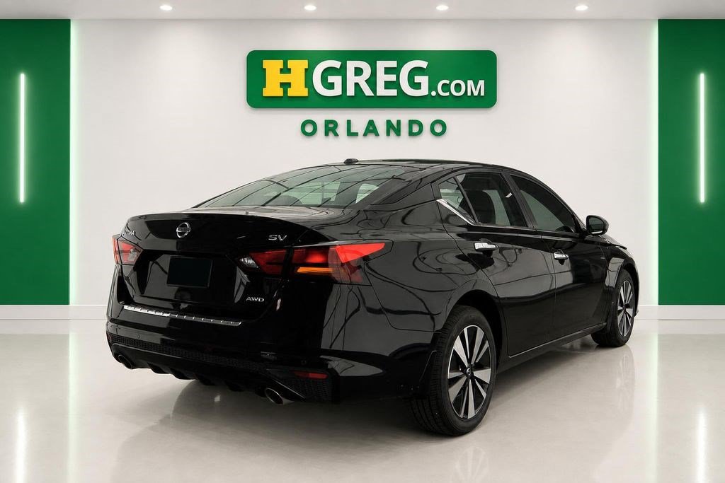 Used 2021 Nissan Altima 2.5 SV w/ SV Premium Package AWD/4WD image 6