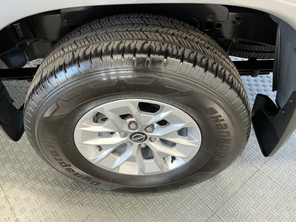 Used 2024 Nissan Frontier SV w/ Technology Package image 26